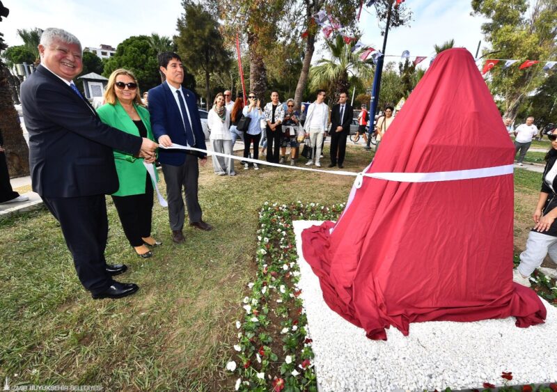 Güney Amerika'nın bağımsızlık mücadelesinin fikir önderi ve en önemli aktörlerinden