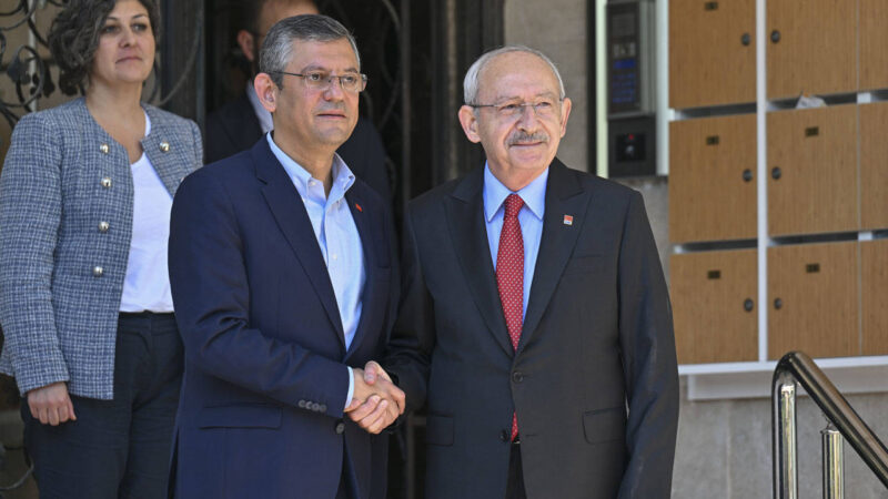 CHP Genel Başkanı Özgür Özel, devir teslim töreni öncesi eski
