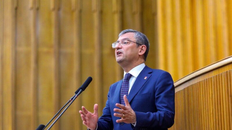 CHP Genel Başkanı Özgür Özel, grup toplantısında yapıtığı açıklamada Filistin'e