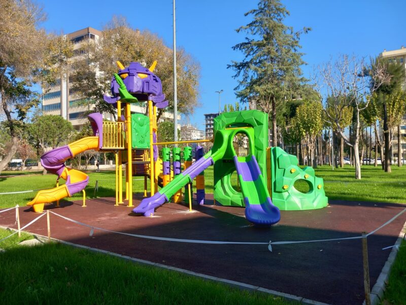 Son yerel seçimlerden bu yana ilçeye yeni sosyal tesisler, yeşil
