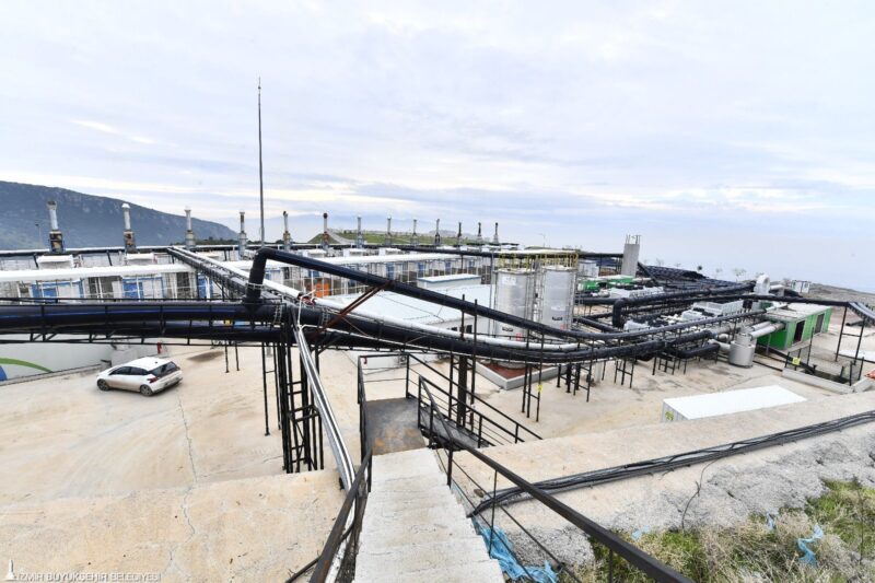 İzmir Büyükşehir Belediyesi’nin Harmandalı Düzenli Katı Atık Depolama Sahası'nda elektrik