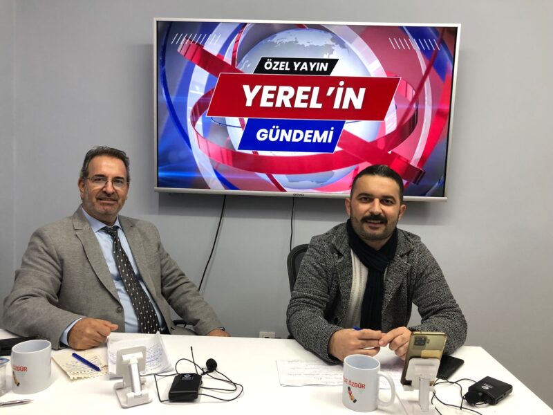 Bağımsız olarak Foça Belediye Başkanlığı için aday olan Ahmet Gültekin,