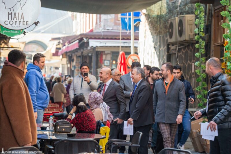 İzmir Büyükşehir Belediye Başkanı Tunç Soyer, altyapısından üstyapısına kadar yenilenen
