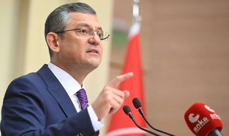 CHP lideri Özgür Özel, partisinin grup toplantısında konutu. İYİ Parti'nin