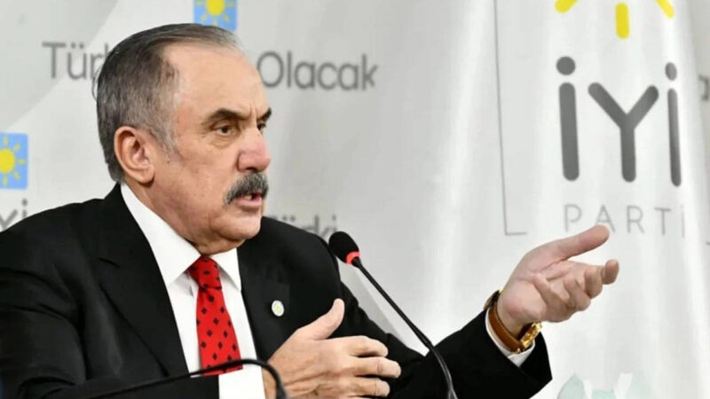 İYİ Parti İstanbul Milletvekili Salim Ensarioğlu partisinden istifa etti. Ensarioğlu,