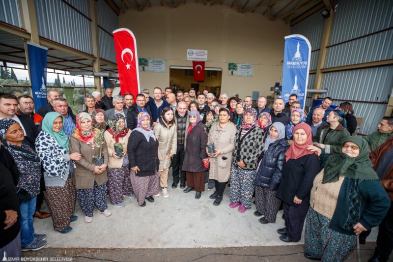 İzmir Büyükşehir Belediyesi, ulu önder Mustafa Kemal Atatürk'ün “Her Fabrika