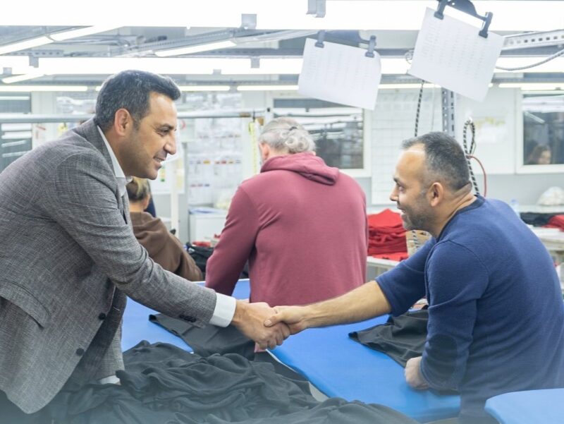 CHP Çiğli Belediye Başkan Aday Adayı Onur Emrah Yıldız; genç