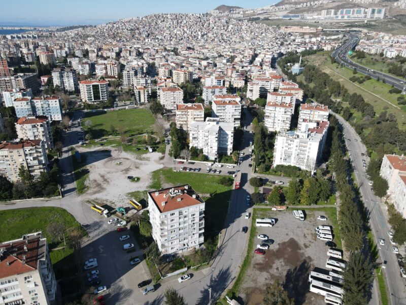Bayraklı Belediye Başkanı Serdar Sandal, göreve geldiği günden bu yana