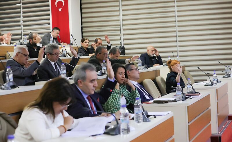 İzmir’in en büyük Kent Meydanı’nı Bayraklı’ya kazandırmak için hazırlıklarını tamamlayan