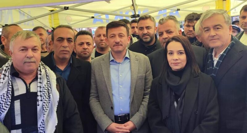 AK Parti İzmir Büyükşehir Belediye Başkan Adayı Hamza Dağ, seçim