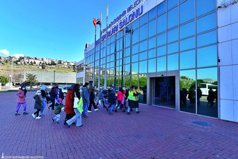İzmir Büyükşehir Belediyesi Aşık Veysel Buz Sporları Salonu, Ocak ayı