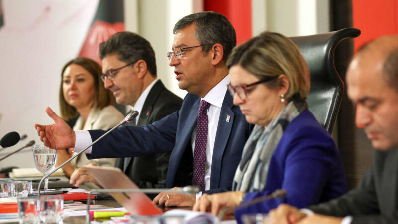 CHP, İzmir Büyükşehir adayı belirleme sürecindeki belirsizliği, “Selin Sayek Böke
