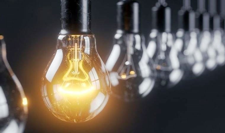 Gediz Elektrik, şebeke yenileme ve bakım çalışmalarına devam ederken yapılan