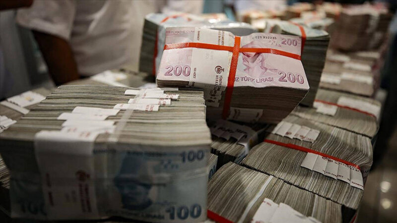 Emekli maaşlarına yüzde 5 ek zam, emeklilerin beklentilerini karşılamadı ve