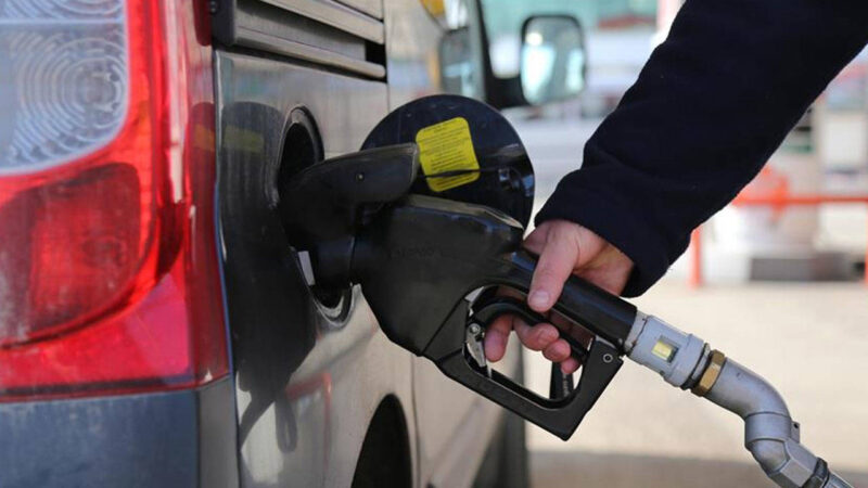 Brent petrol fiyatları ve dövizdeki değişiklikler akaryakıt fiyatlarını etkilemeye devam