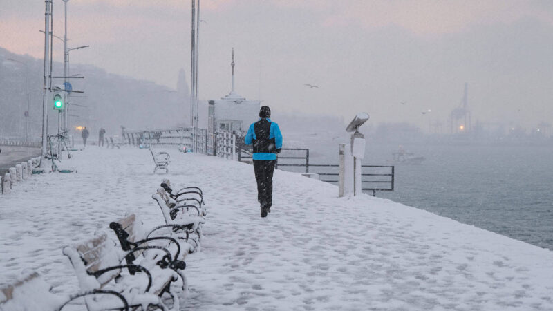 Meteoroloji Genel Müdürlüğü'nün raporuna göre, 22 Ocak Pazartesi İstanbul'da kar