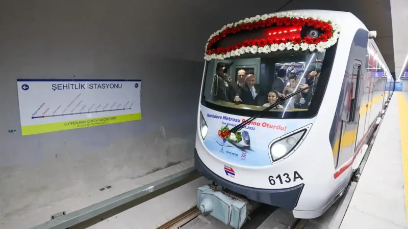İzmir Büyükşehir Belediye Başkanı Tunç Soyer, Narlıdere Metrosu'nun açılış tarihini