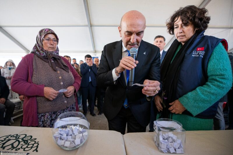 İzmir Büyükşehir Belediyesi, kırsalda gelir getirici faaliyetleri artırma projesi kapsamında