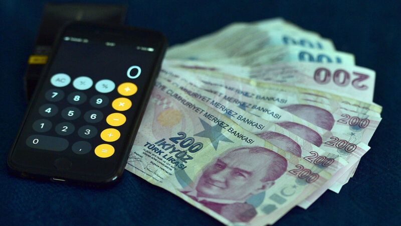 Türkiye'de en büyük banknot olan 200 lira, 12 yıl öncesinin