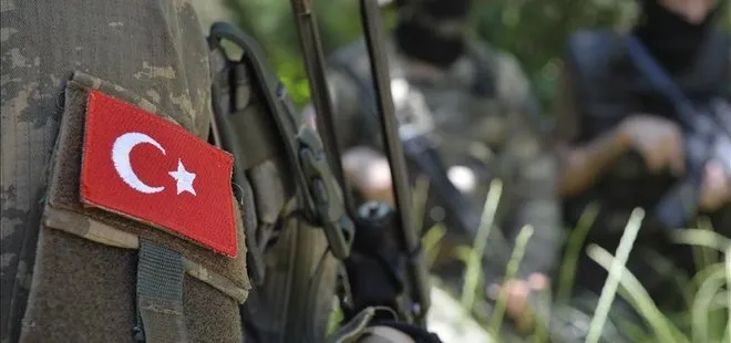 Irak'ın kuzeyinde düzenlenen "Pençe Kaplan Operasyonu" bölgesinde bir askerin araç