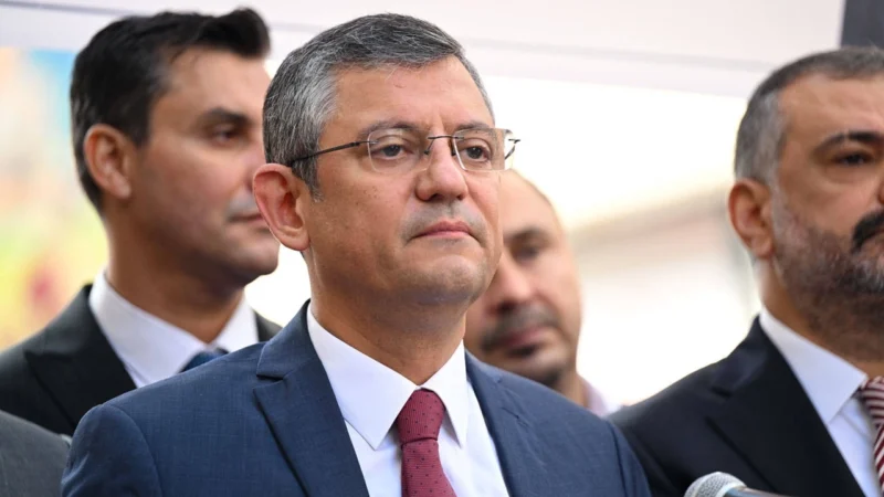 CHP Genel Başkanı Özgür Özel, iki günlüğüne İzmir'e geliyor. Özel,