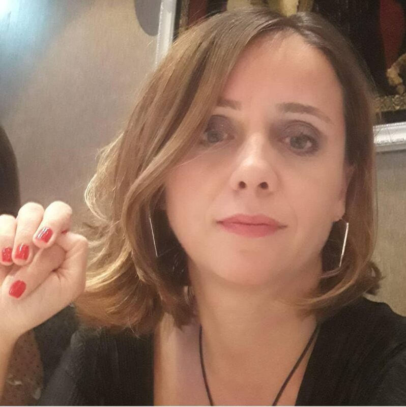 Şimdi anlıyorum ki sen benim yaşam kaynağımmışsın.Eskiden seninle yaşamak zul&uuml;m