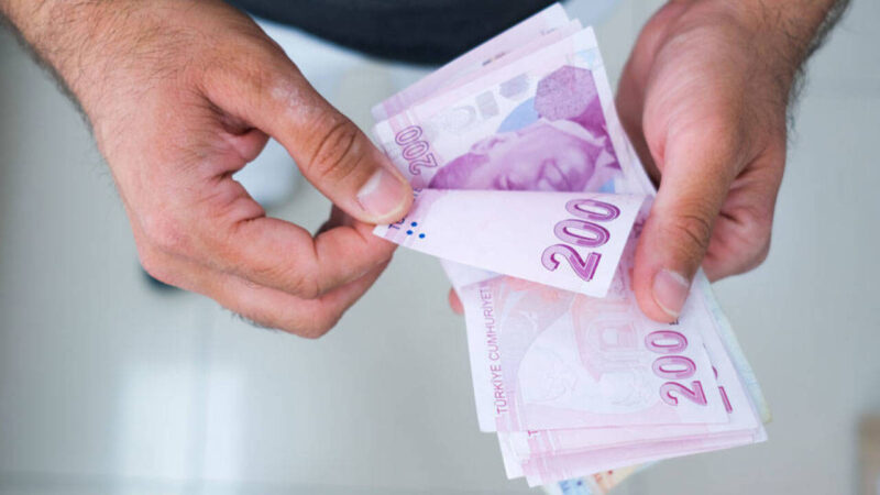 Çalışma ve Sosyal Güvenlik Bakanı Vedat Işıkhan, "Emeklilerin bayram ikramiyesinin