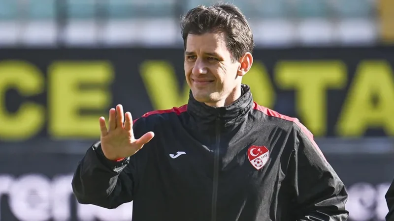Beşiktaş-Galatasaray derbisini Halil Umut Meler yönetecek.