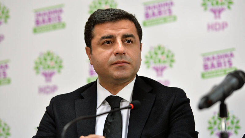 Selahattin Demirtaş, Başak Demirtaş'ın İstanbul adaylığına isminin geçmesiyle ortaya atılan