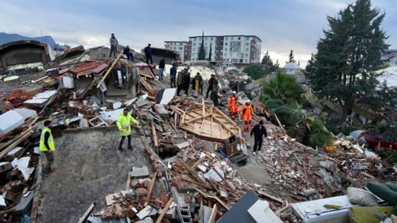 CHP, 6 Şubat'taki Maraş merkezli depremlerin birinci yıl dönümünde 81