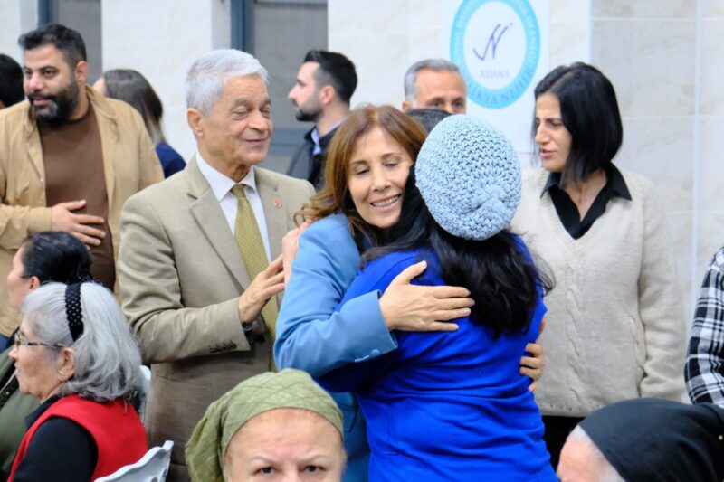  Cemevleri, geri dönüşüm işçileri ve katledilen genç kızın ailesini ziyaret