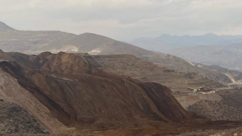 Bakan Yerlikaya, güvenli çalışma imkanı sağlanıncaya kadar Erzincan'da arama kurtarma