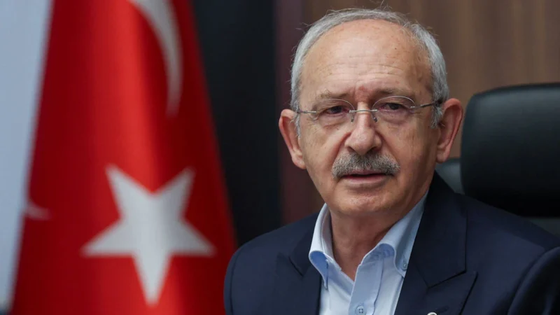 CHP'nin eski Genel Başkanı Kemal Kılıçdaroğlu, AKP'li Cumhurbaşkanı Recep Tayyip