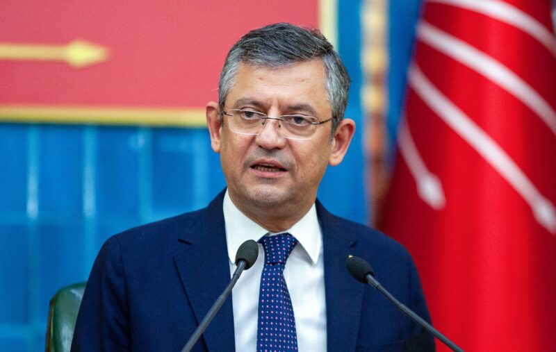 CHP Genel Başkanı Özgür Özel Balıkesir aday tanıtım toplantısında konuştu.