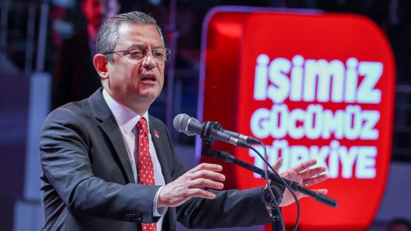 CHP Genel Başkanı Özgür Özel, Hatay Büyükşehir Belediye Başkanı Lütfü