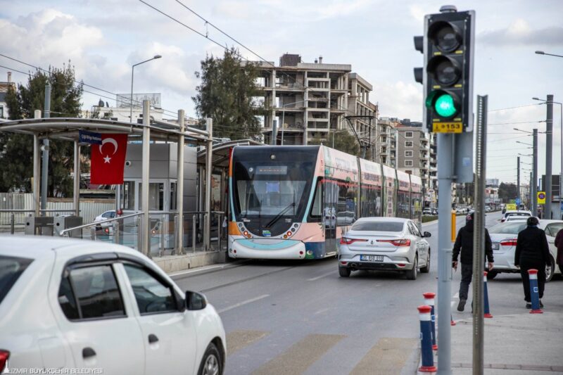 İzmir Büyükşehir Belediyesi'nin üç yıl önce temelini atarak 27 Ocak'ta