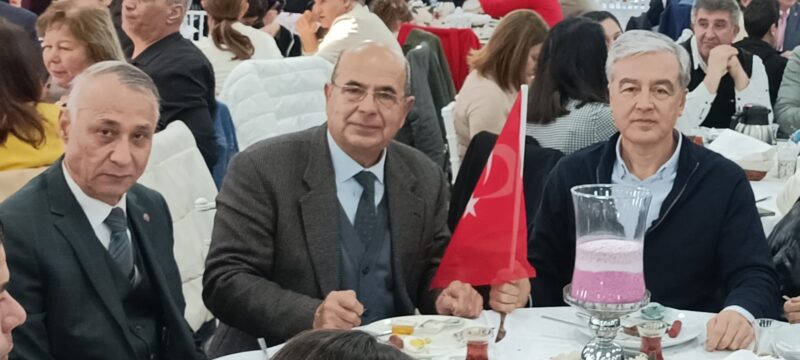 Çiğli'nin tanıdık simalarından Demokrat Partili iş insanı Kemal Ulupınar, uzun