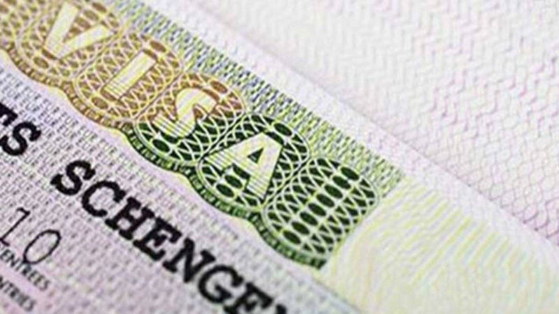 Avrupa Komisyonu, 'artan enflasyon' gerekçesiyle Schengen vizesi temel ücretinin arttırılması