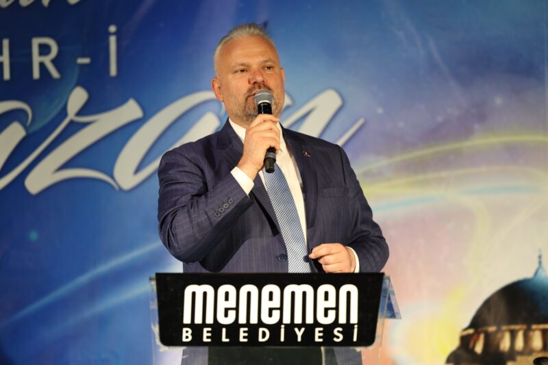 Menemen’de açılış yağmuru sürüyor. 100. Yıl Köprülü Kavşağı, Türkiye’nin en