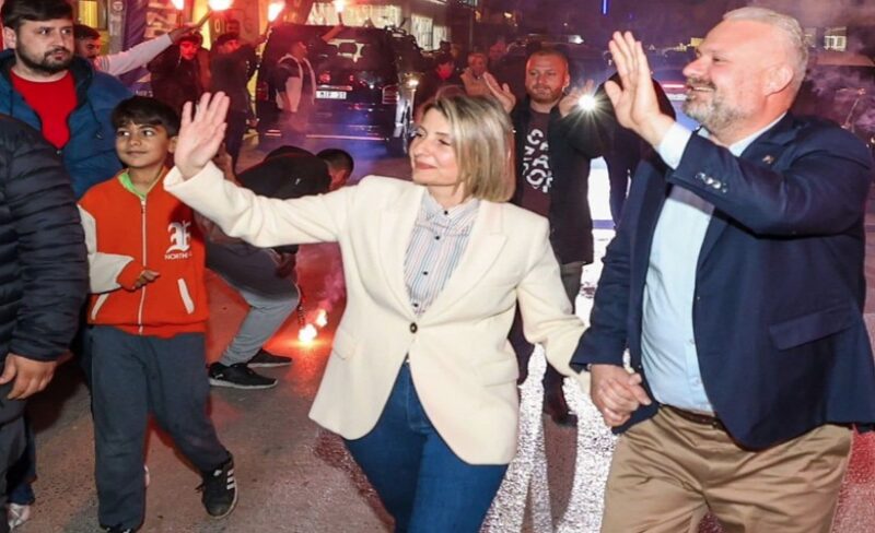Menemen Belediyesi'nin yeni başkanı Aydın Pehlivan, 31 Mart 2024 tarihinde