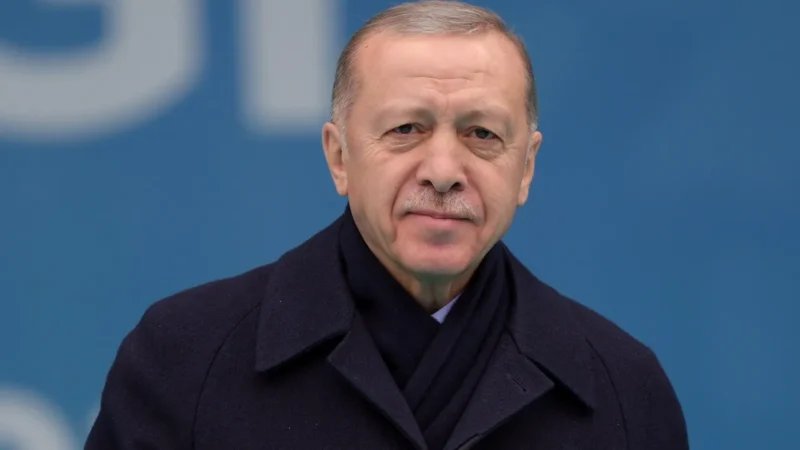 Cumhurbaşkanı Erdoğan'ın emekli promosyonları için alt sınırı 8 bin lira