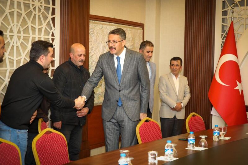Vali Yrd./Belediye Başkan Yrd. V. Tayyar Emre Mahmutoğlu, Belediye Başkan