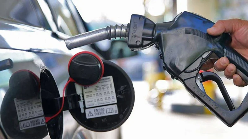 Küresel petrol fiyatları ve Dolar/TL'de yaşanan dalgalanmaların akaryakıt üzerindeki etkileri
