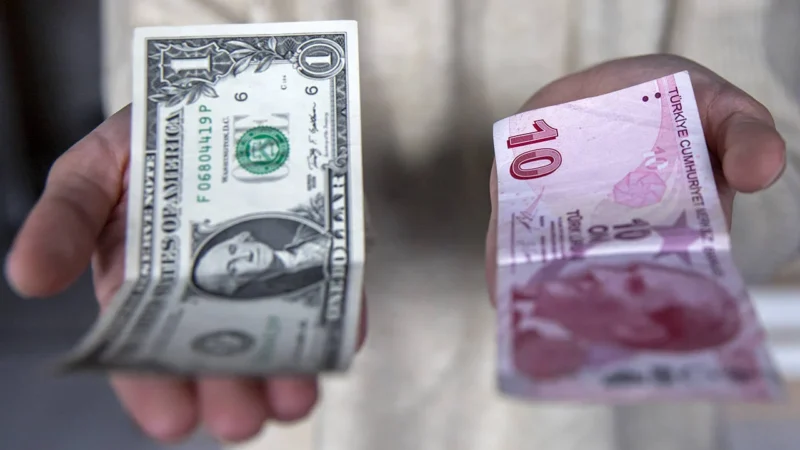 Haftaya 32 TL ile rekorla başlayan dolar yeni güne de
