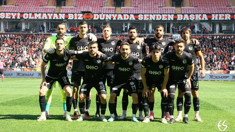 Eskişehirspor, önceki gün yaşanan olayda bir grup taraftarın takım otobüsüne