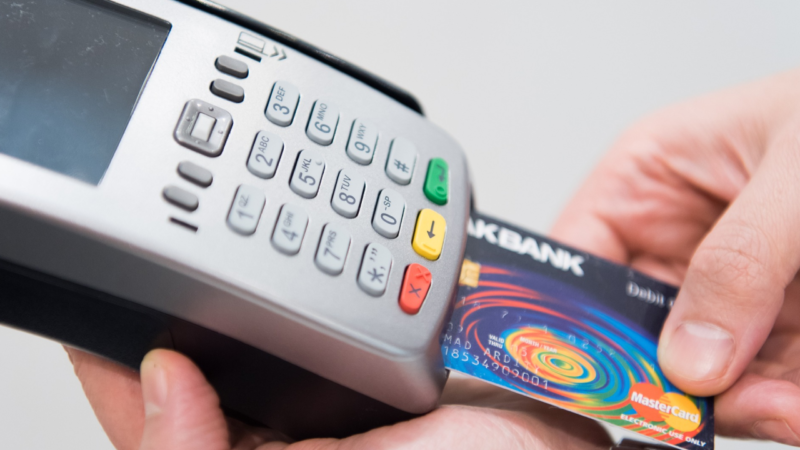 Merkez Bankası verilerine göre, kredi kartı ve banka kartı harcamaları