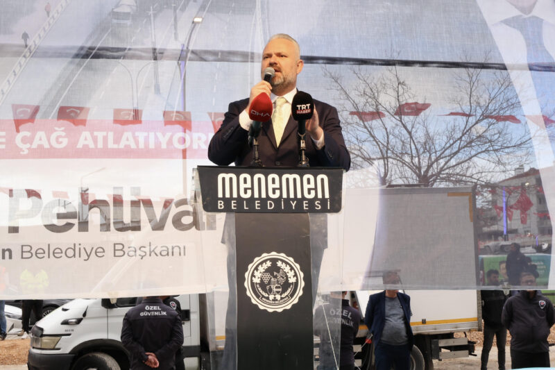 Menemen Belediyesi’nin tamamı öz kaynaklarıyla Çanakkale Asfaltı üzerinde 460 metrelik
