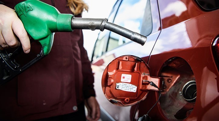 Döviz ve petrol fiyatlarındaki artışından ardından benzin ve motorin fiyatlarına