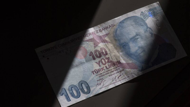 Çalışma ve Sosyal Güvenlik Bakanlığı, AKP iktidarının seçimlerde oy deposu