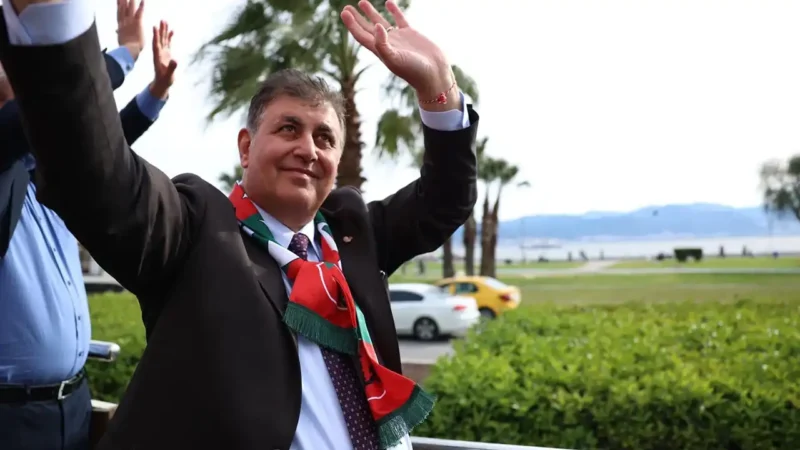 Türkiye genelinde oy sayımı sürerken CHP'nin İzmir adayı Cemil Tugay'dan